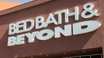 A Bed Bath & Beyond sign is shown in Mountain View, Calif., May 9, 2012.