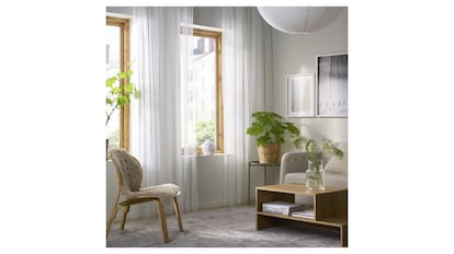Estas cortinas de red dejan pasar la luz y el aire.