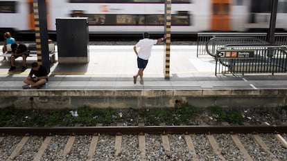Estación del tren de Sitges, uno de los municipios donde se presentan más incidencias en la infraestructura, según datos oficiales.