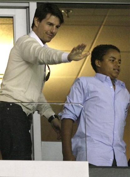 El actor Tom Cruise, con Connor.