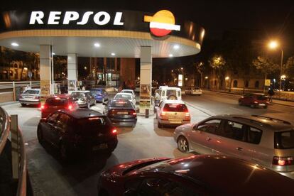 Gasolinera de Repsol a Madrid en una imatge d'arxiu.