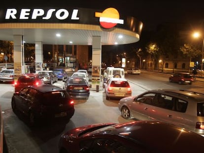 Gasolinera de Repsol en Madrid en una imagen de archivo.