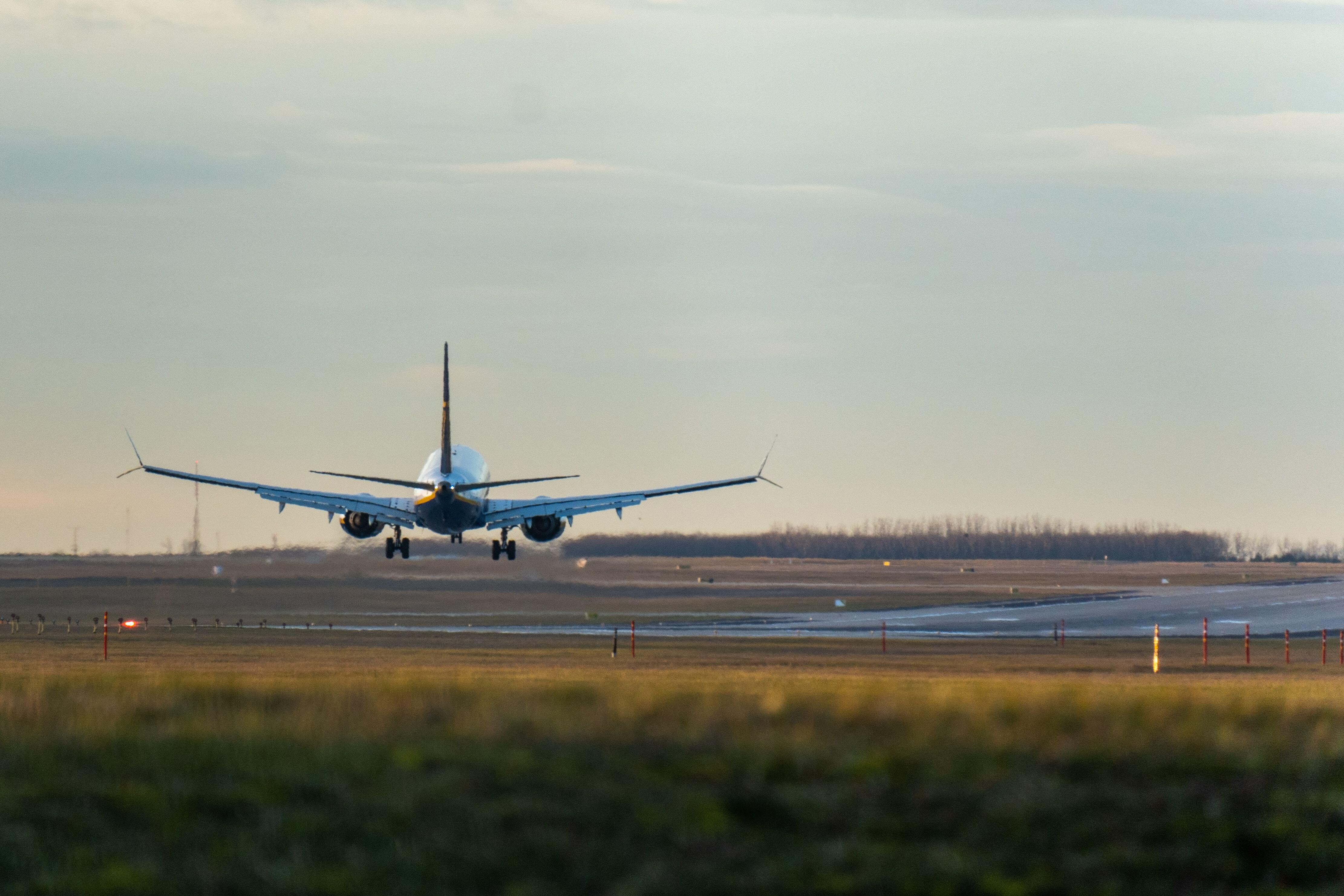 Boeing vuela entre turbulencias 