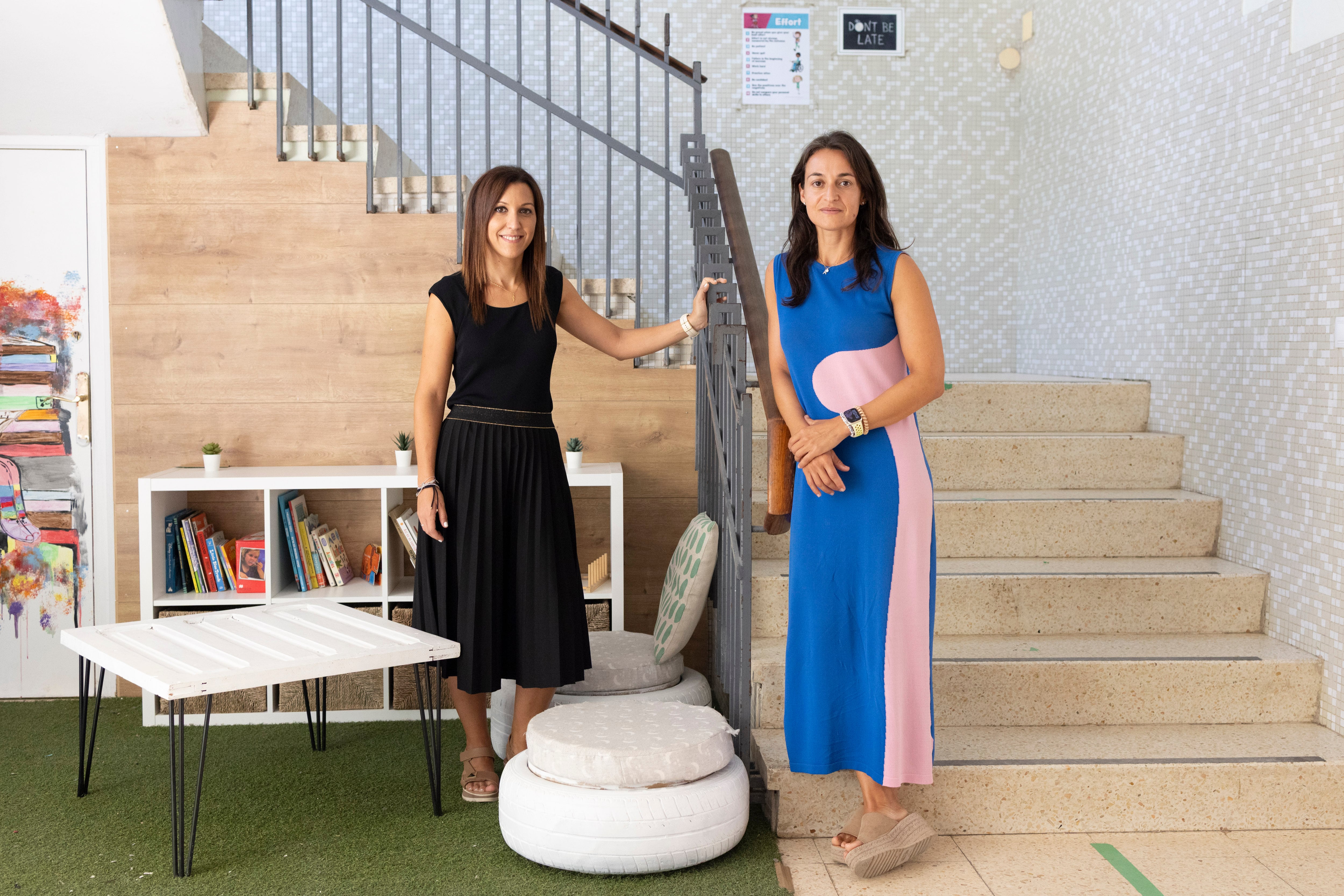 La directora del proyecto en Fraga y directora a su vez de la Residencia Sagrado Corazón de Jesús, Natalia Fortón, junto a la directora pedagógica del colegio Santa Ana, Arantxa Azanuy.