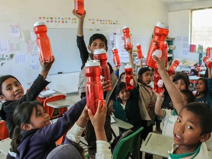 Proyecto para llevar agua segura a escuelas rurales de México.