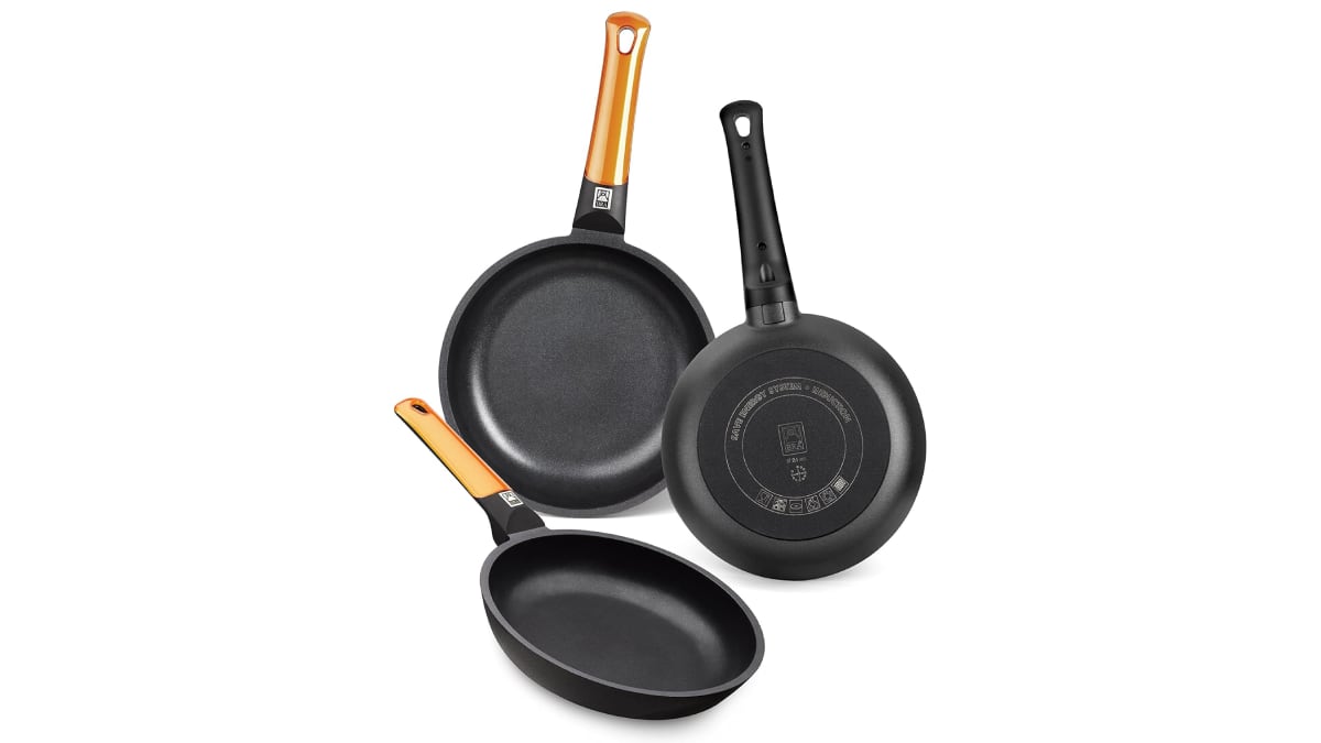Juego de tres sartenes BRA de aluminio fundido.