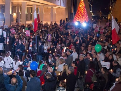 Miriam Sciberras interviene en una marcha antiabortista en Malta, el pasado diciembre.