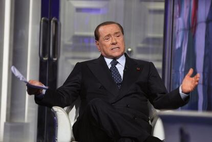 Berlusconi en un programa de la televisión italiana.
