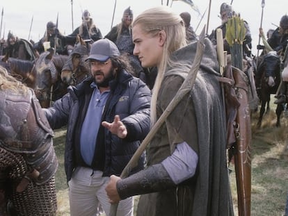 El director Peter Jackson y Orlando Bloom, en una imagen del rodaje de una de las películas de 'El señor de los anillos'.