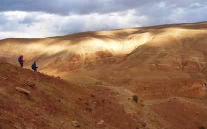 Impresionante paisaje pelado en el Alto Atlas.