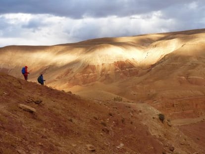 Impresionante paisaje pelado en el Alto Atlas.