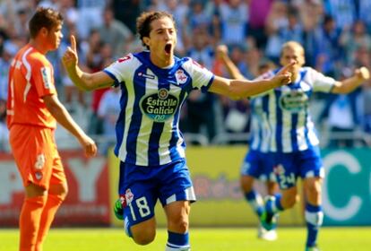 Guardado celebra su gol ante el Guadalajara.