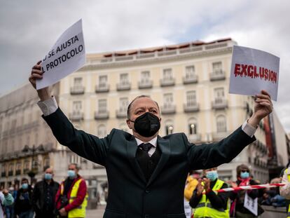 Protesta de Marea de Residencias por la negación de asistencia sanitaria a residentes en geriátricos, el pasado 24 de abril en Madrid.