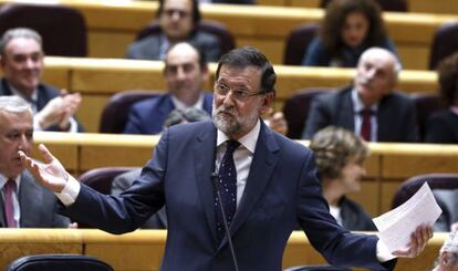 El presidente del Gobierno, Mariano Rajoy, durante la sesi&oacute;n de control al Gobierno en el Senado.