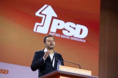 Luís Montenegro, nuevo líder del PSD, durante un acto del partido en Santa Maria da Feira, el pasado 17 de diciembre.