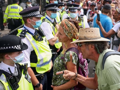 Protesta antivacunas en Londres, el pasado mes de junio.