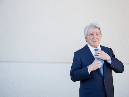 Enrique Cerezo, presidente del Atlético de Madrid y productor cinematográfico, fotografiado en Madrid.