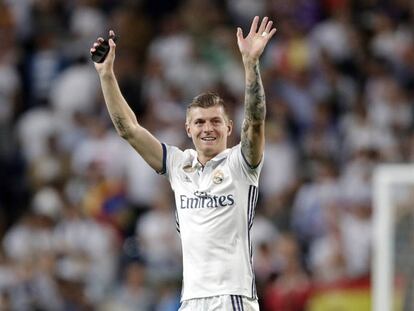 Toni Kroos, este martes, despu&eacute;s de la victoria contra el Bayern. 