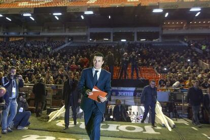 Salvo, en la asamblea de Mestalla. 