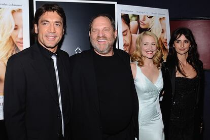 Javier Bardem, Harvey Weinstein, Patricia Clarkson y Penélope Cruz en la premiere de ‘Vicky Cristina Barcelona’.
