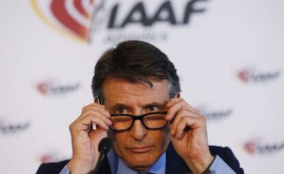 Sebastian Coe, presidente de la IAAF tras la reunión de este viernes.