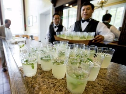 Mojitos para a reabertura da embaixada cubana em Washington.