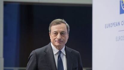 El presidente del Banco Central Europeo (BCE), Mario Draghi, ofrece una rueda de prensa en la sede del BCE en Fr&aacute;ncfort, Alemania. EFE/Archivo