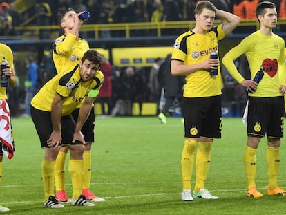 Sahin, Papastathopoulos, Piszczek, Ginter y Weigl,tras perder con el M&oacute;naco.