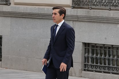 Carlos Torres, presidente del BBVA, a su llegada este lunes a la Audiencia Nacional para declarar como testigo.