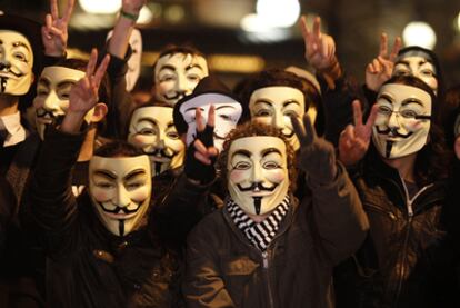 Grupo de Anonymous, en los Goya 2011.