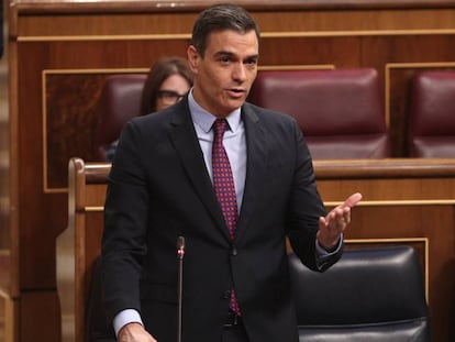 El presidente del Gobierno, Pedro Sánchez, durante su intervención en el Pleno del Congreso de los Diputados para responder a las preguntas de la sesión de control al Gobierno.