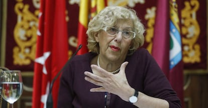 La alcaldesa Manuela Carmena en el Ayuntamiento de Madrid. 