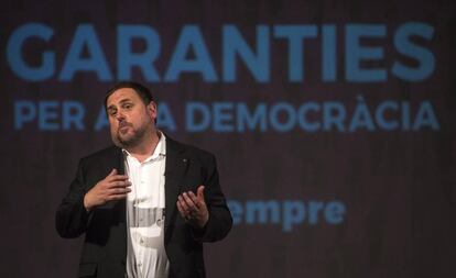 Junqueras, en un acto promovido por la ANC para explicar el referéndum.