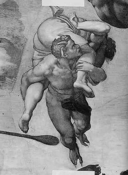 Un demonio lleva a un condenado al infierno en el Juicio Final pintado por Miguel Ángel.