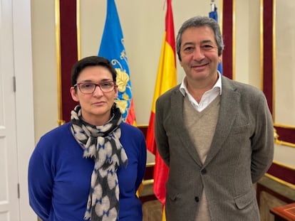 Nuria Enguita y el vicepresidente Vicente Barrera, tras la reunión que mantuvieron el 12 de febrero en la sede de vicepresidencia, en una imagen que difundió por X el político.