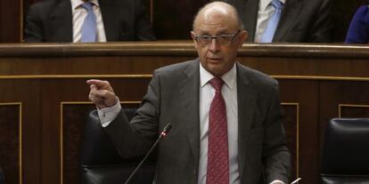 El ministro de Hacienda, Cristóbal Montoro, en una intervención en el Congreso.