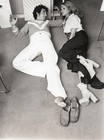 Con Miguel Ríos en 1973 en Barcelona en una sesión de fotos para la sección 'Bertha Ficción', que se incluyó durante años en 'Popular 1'.