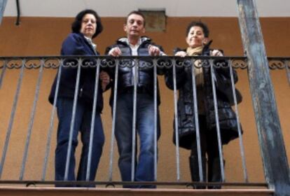 Elena Martí, Salva Martí y Ana María Esteban.