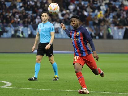 Ansu Fati marca el segundo gol del Barcelona ante el Betis en la semifinal de la Supercopa de España el pasado jueves.