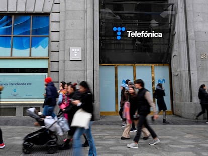 La sede de Telefónica en la Gran Vía de Madrid, a principios de diciembre de 2023.