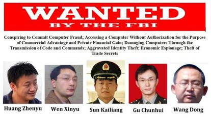 Cartel del FBI con los cinco militares chinos encausados.