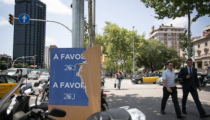 Cartel electoral del Partido Popular en la Avenida Diagonal.