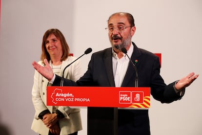 Javier Lambán en rueda de prensa tras conocer los resultados de las elecciones.