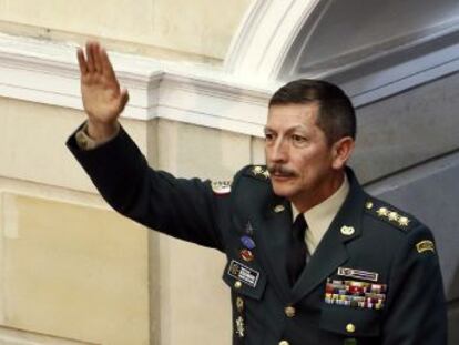 El general Martínez Espinel era el segundo al mando de una brigada militar acusada de asesinar civiles entre 2004 y 2006, durante la guerra contra las FARC
