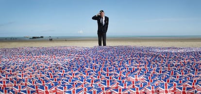 El veterano de guerra Fred Holborn, en la playa de Gold.  