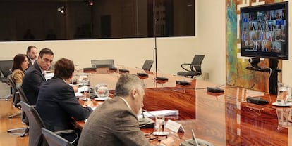 Videoconferencia de Pedro Sánchez con los presidentes autonómicos.