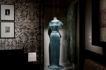 El vestido Delphos en el Palais Galliera de Paris, en una exposición de 2017.