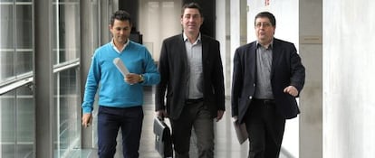Los socialistas navarros Samuel Caro, Roberto Jiménez, que es el secretario general del PSN, y Samuel Caro.