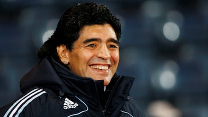 Diego Armando Maradona quando foi técnico da Argentina, em uma partida contra a Escócia em Glasgow, em novembro de 2008.