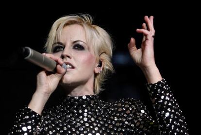 Dolores O'Riordan escribió 'Zombie' con una guitarra acústica en su casa.